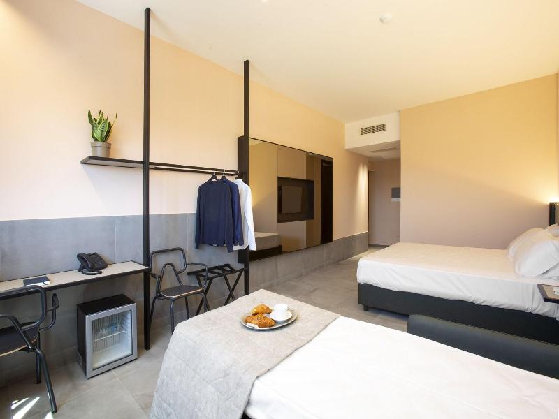 Cubik Inn image