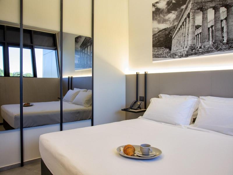 Cubik Inn image