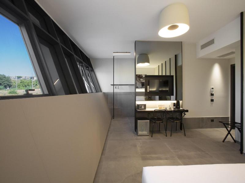 Cubik Inn image