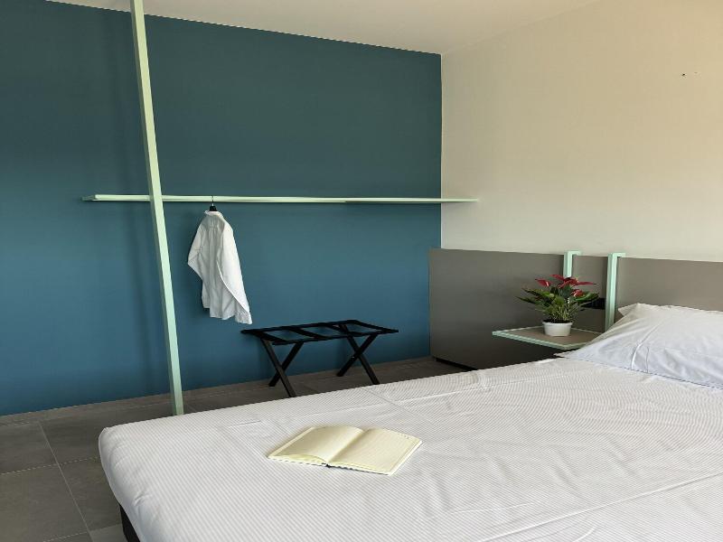 Cubik Inn image