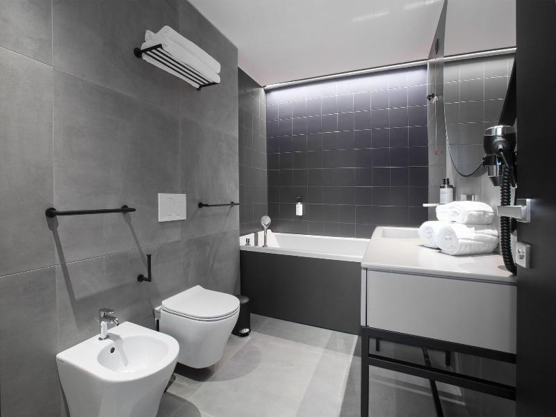 Cubik Inn image