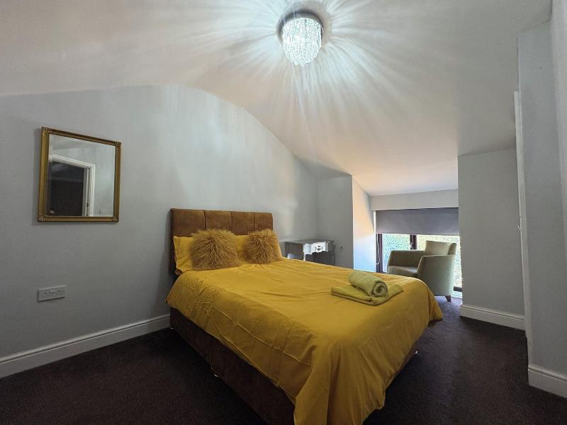 Private Room In Little Bridgeford image