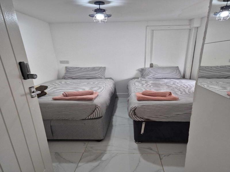 Private Room In Little Bridgeford image