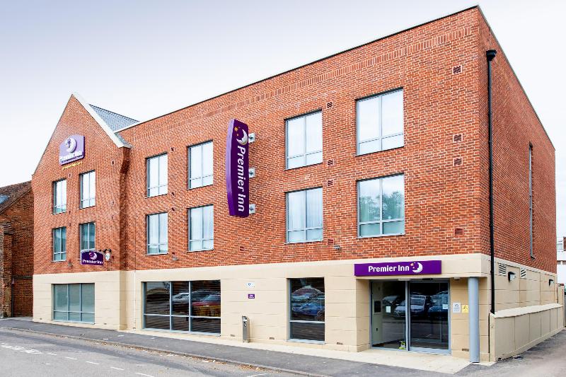 Premier Inn Hitchin Town Centre image