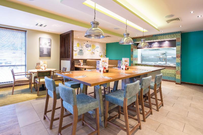 Premier Inn Hitchin Town Centre image