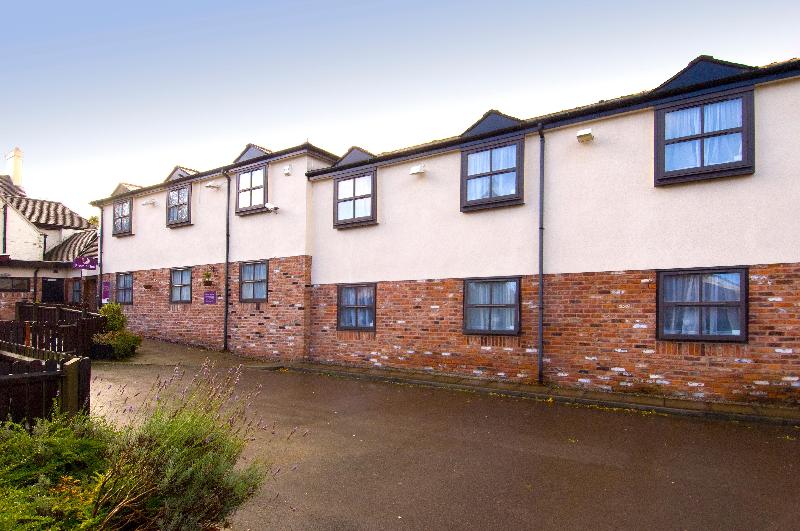 Premier Inn Macclesfield South West image