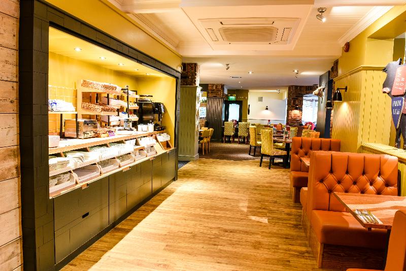 Premier Inn Macclesfield North image