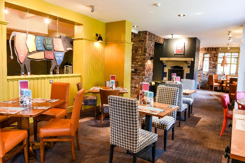 Premier Inn Macclesfield North image