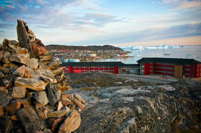 Hotel Arctic image
