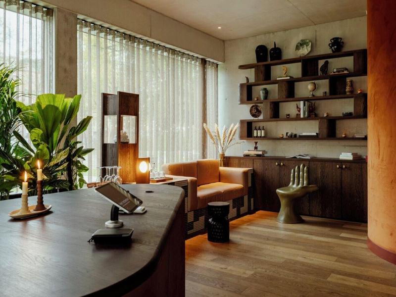 Hotel V Oosterpark image