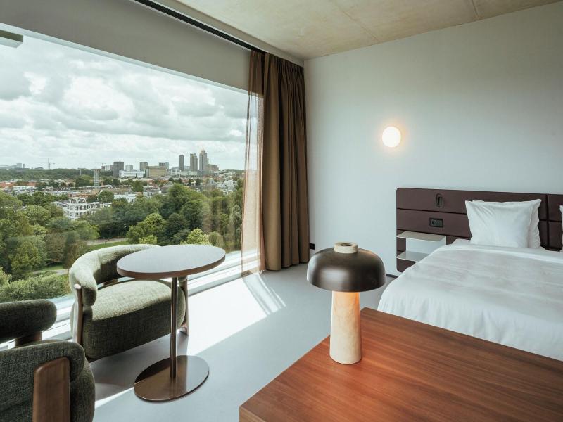 Hotel V Oosterpark image