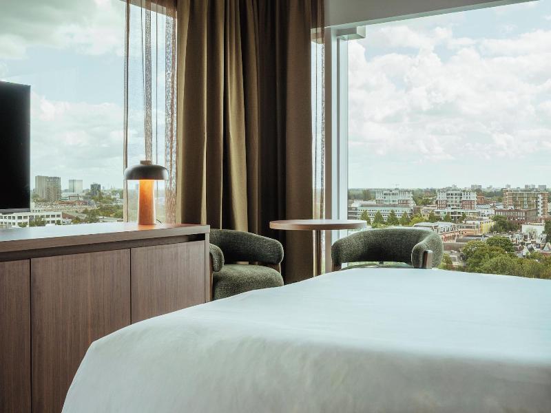 Hotel V Oosterpark image