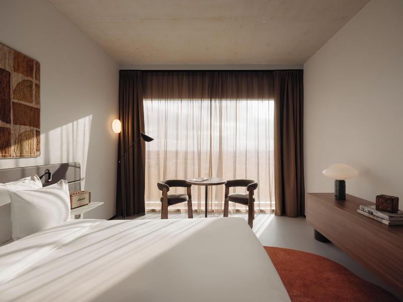 Hotel V Oosterpark image