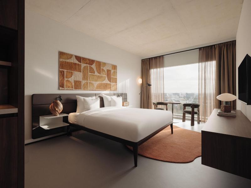 Hotel V Oosterpark image