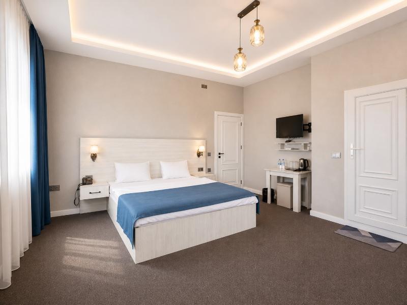 Central Boutique Hotel Baku image