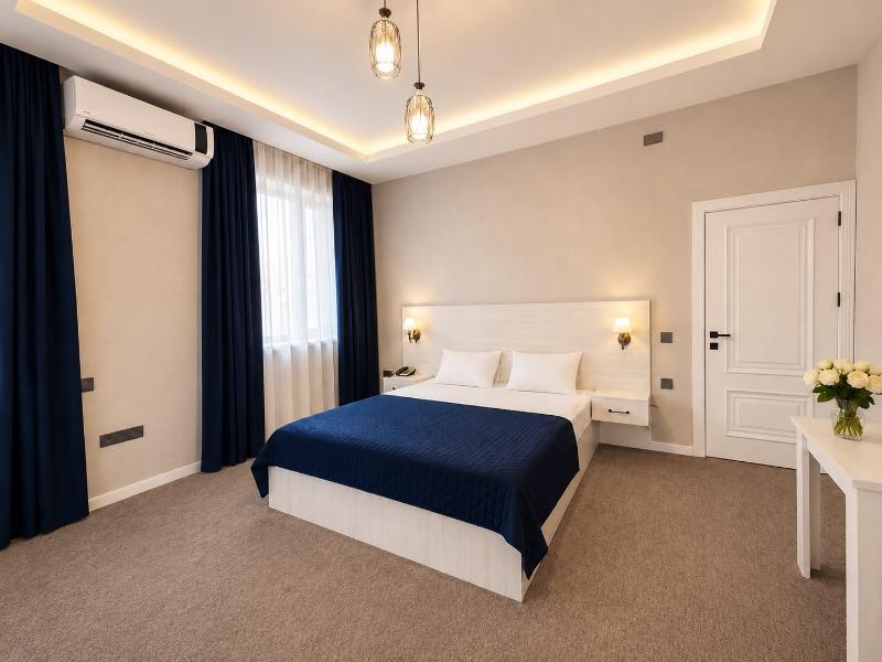 Central Boutique Hotel Baku image