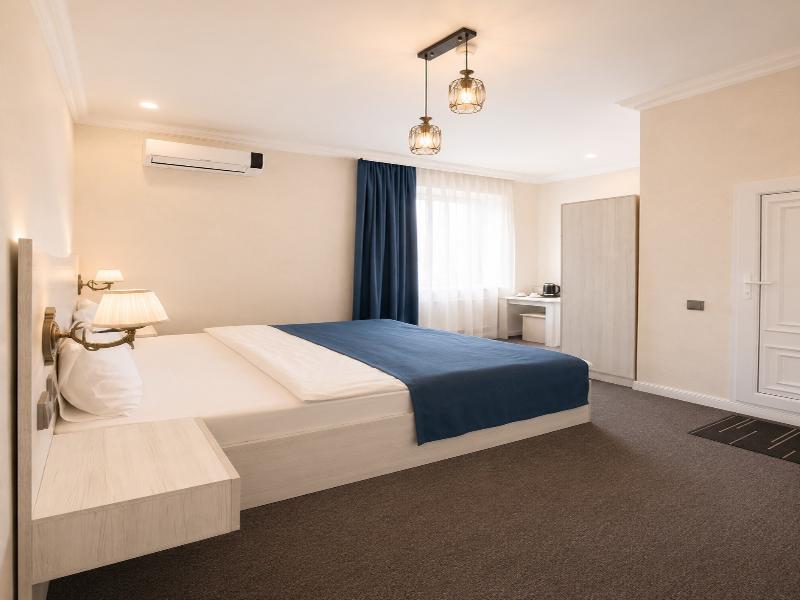 Central Boutique Hotel Baku image