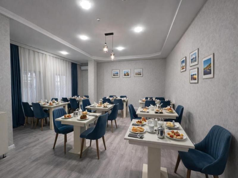 Central Boutique Hotel Baku image