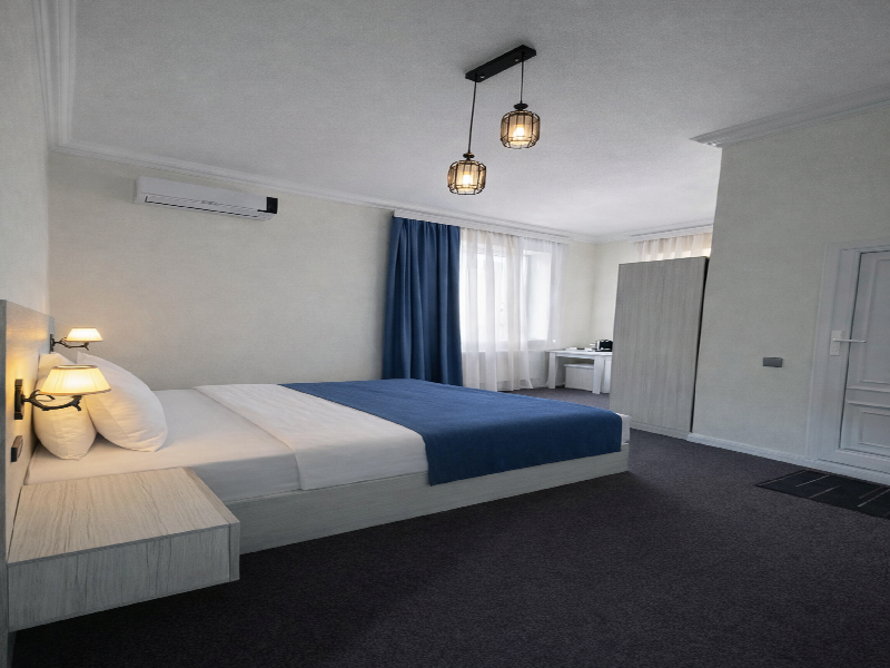 Central Boutique Hotel Baku image