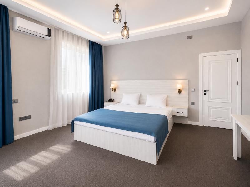 Central Boutique Hotel Baku image