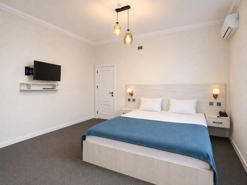 Central Boutique Hotel Baku image