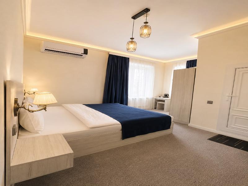 Central Boutique Hotel Baku image