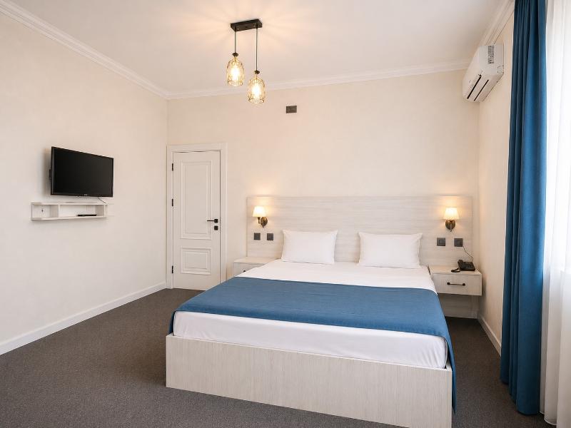 Central Boutique Hotel Baku image