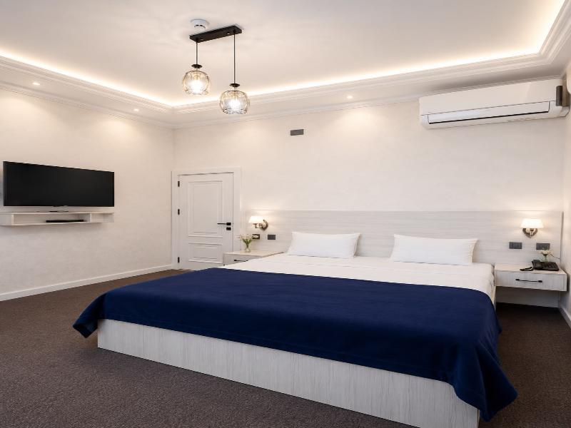 Central Boutique Hotel Baku image