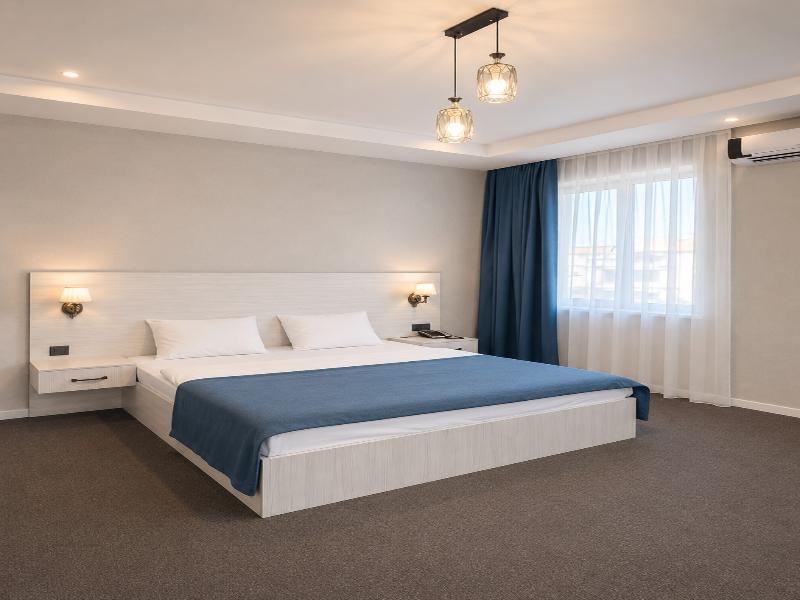 Central Boutique Hotel Baku image