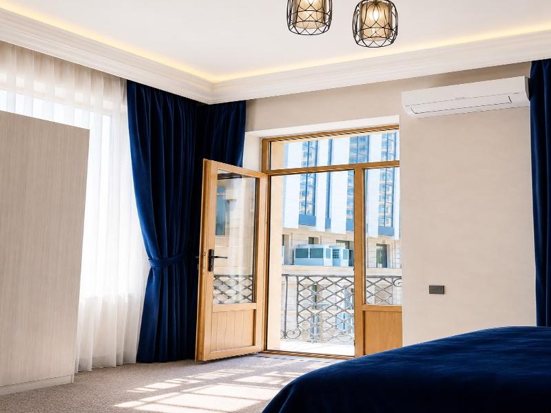 Central Boutique Hotel Baku image