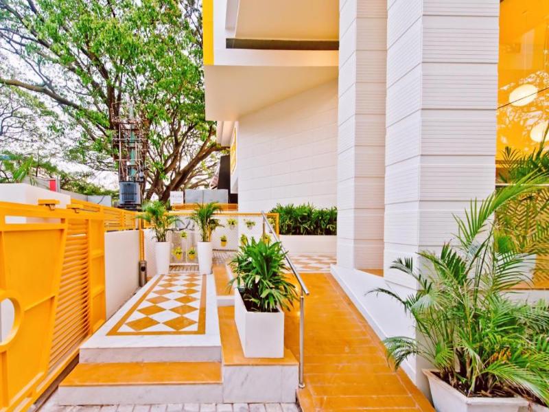 Bloom Hotel - Indiranagar image