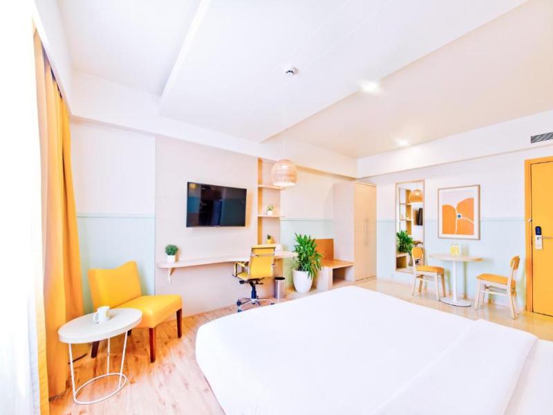 Bloom Hotel - Indiranagar image