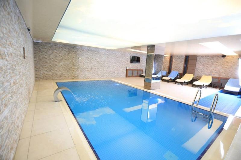 Bal Otel