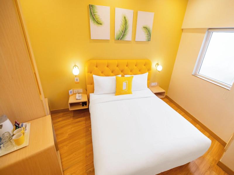 Bloom Hotel - Richmond Road image
