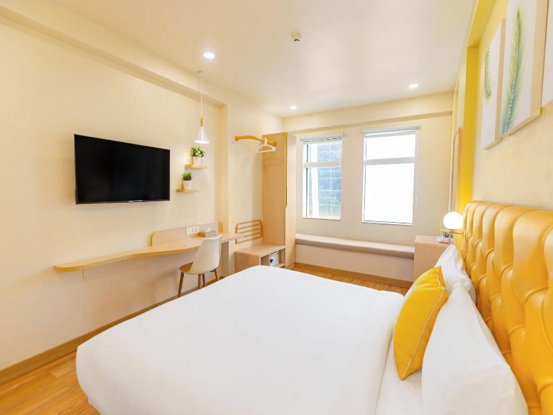Bloom Hotel - Richmond Road image