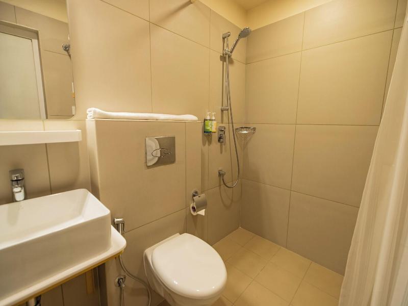 Bloom Hotel - Richmond Road image