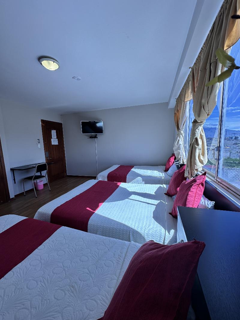 Hotel Versailles image