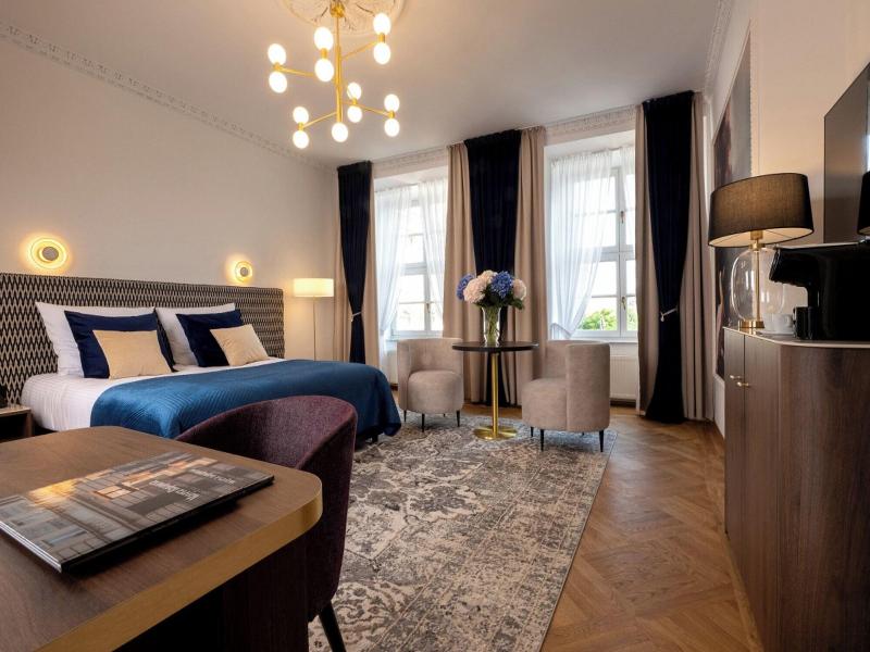 Palladian Hotel image