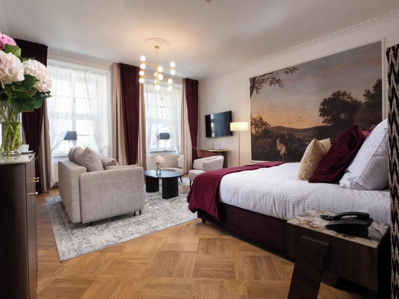 Palladian Hotel image