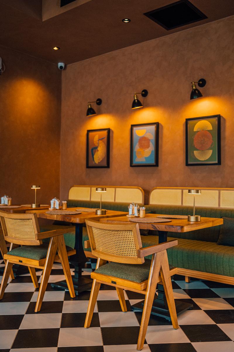 Theremotehotel image
