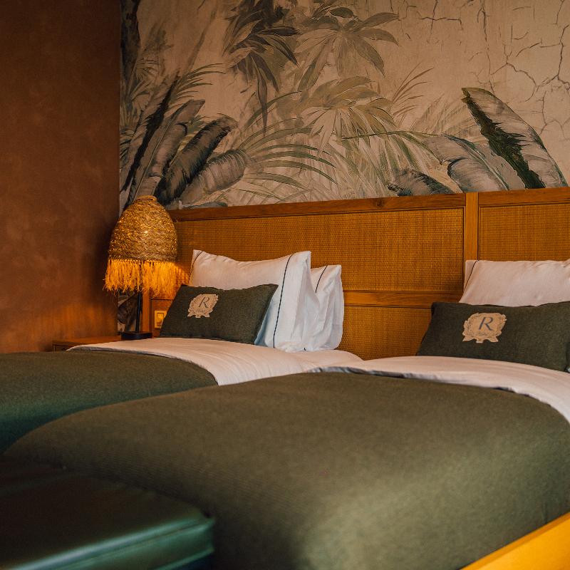 Theremotehotel image