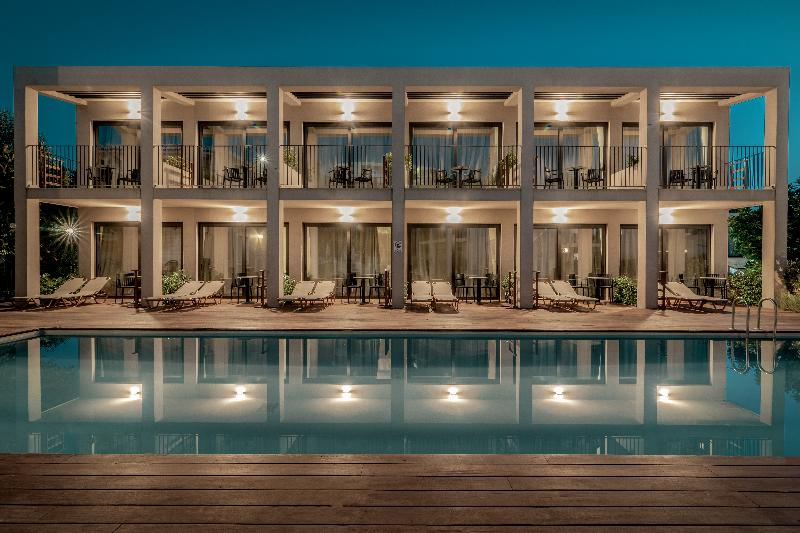 New Beach Hotel