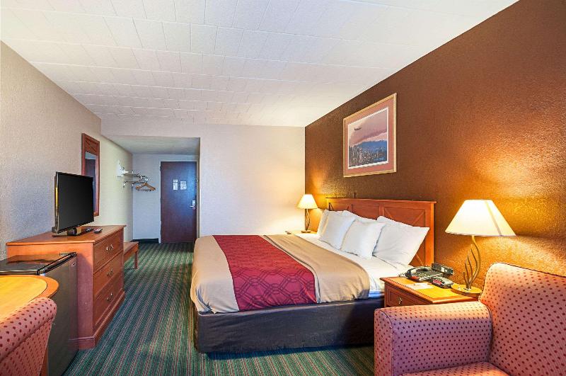 Quality Inn Near Pimlico Racetrack image