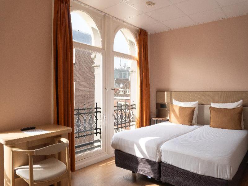 Cs Hotel Amsterdam — general view