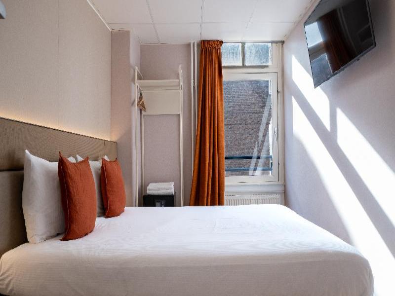 Cs Hotel Amsterdam — exterior view