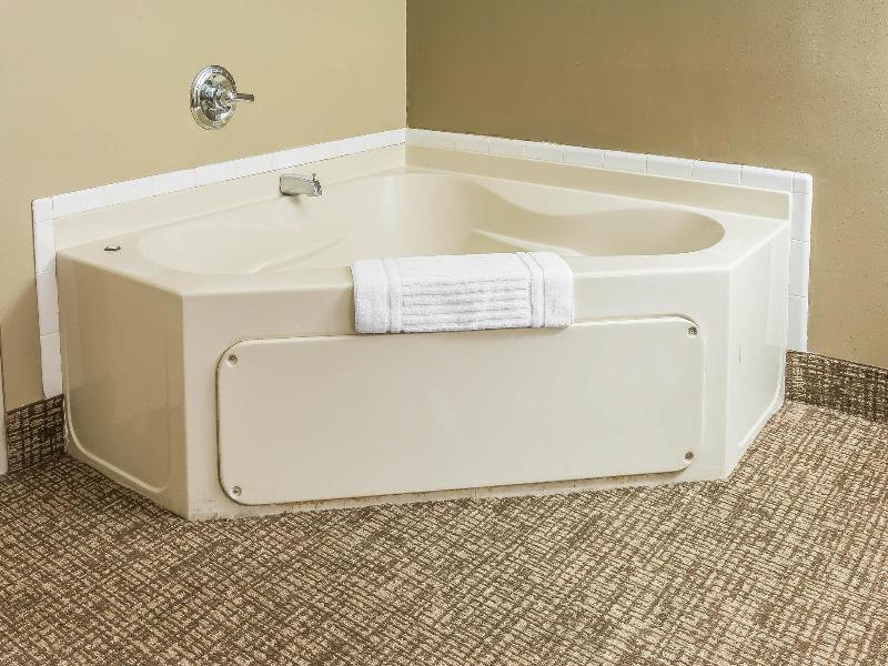 Comfort Suites Savannah North image