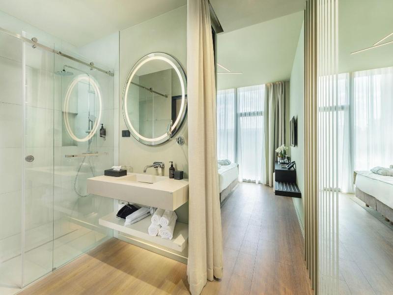 Viale Boutique Hotel Villány image