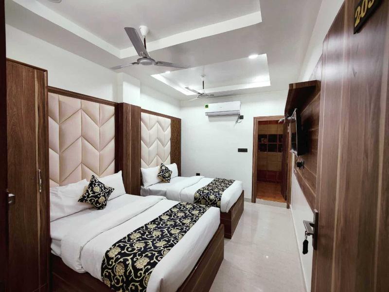 Hotel Royal Vrindavan image 7