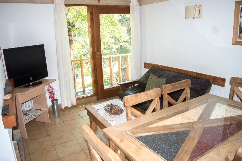 Apart Hotel Rucaleufú image