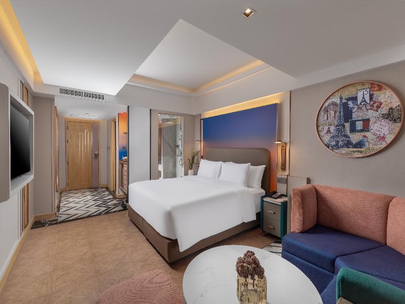 Pipa Bangkok Sukhumvit 11 by Kingston Hotels image